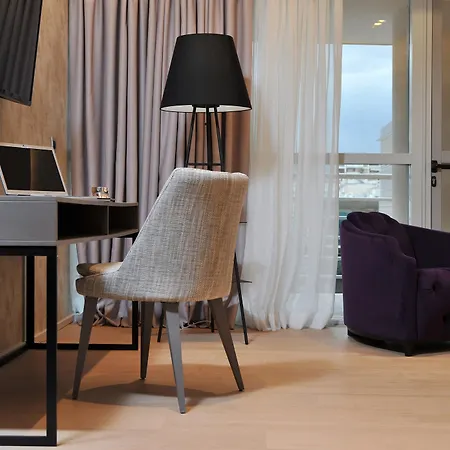 Hotell Athenaeum Grand 4*