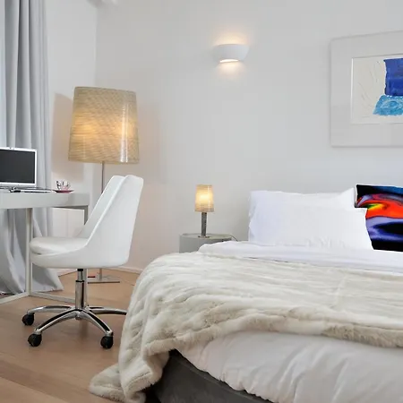 Athenaeum Grand Hotell
