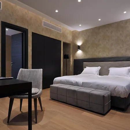 Athenaeum Grand 4*