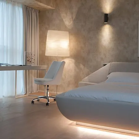 Athenaeum Grand 4* Aten