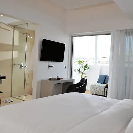 Athenaeum Grand Hotell